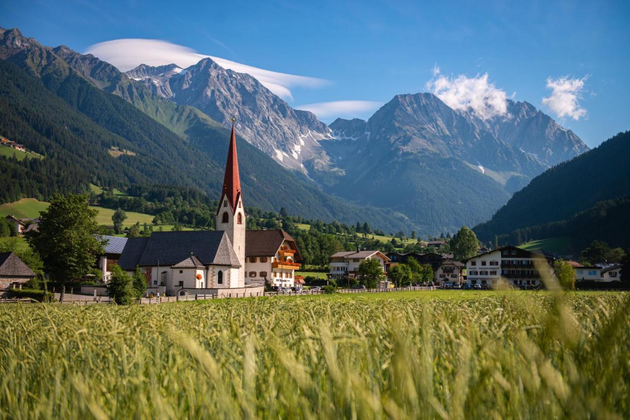 Hotel Messnerwirt Anterselva di Mezzo Εξωτερικό φωτογραφία